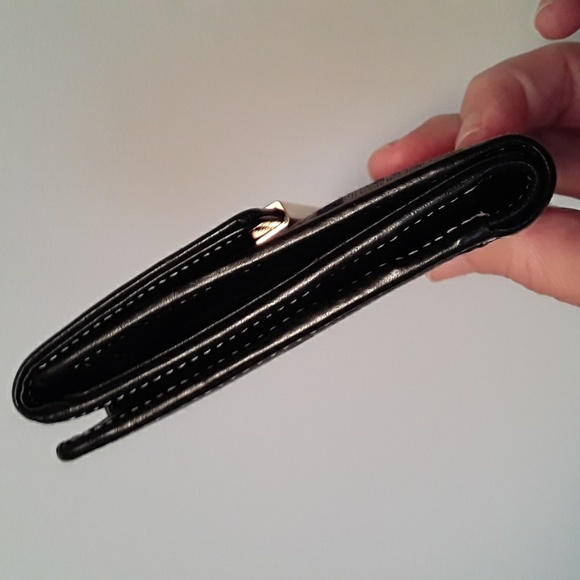 Auth GIVENCHY Compact Bi-Fold Wallet, Black/Gray - Picture 13 of 17